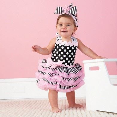 Vestido frufru , de 4 meses á 2 anos